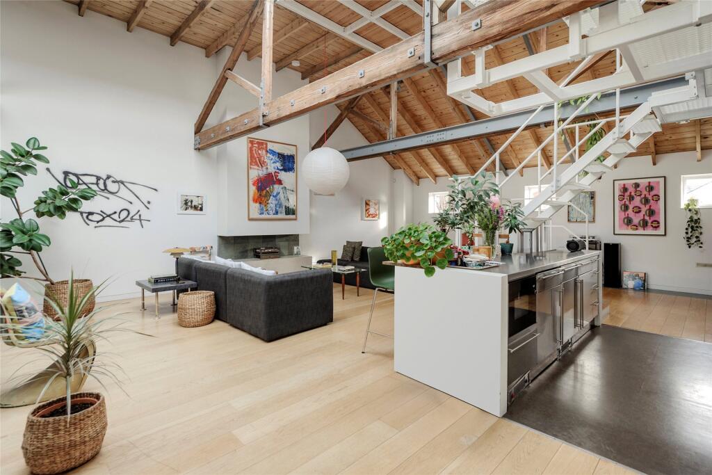 Main image of property: Hewer Street, London, W10