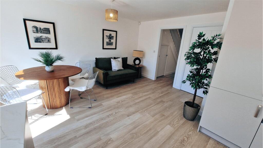 House in Nottingham - View 5