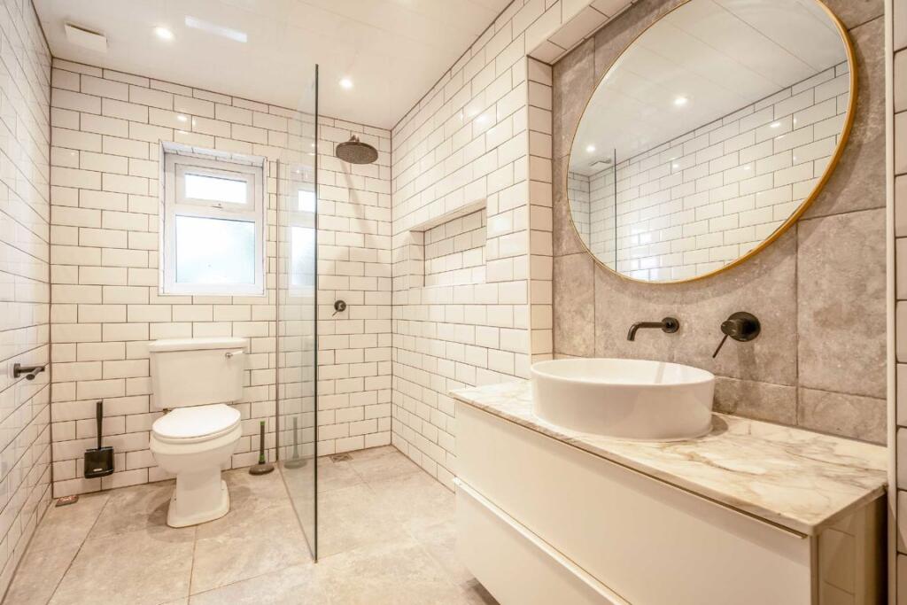 House in London - More