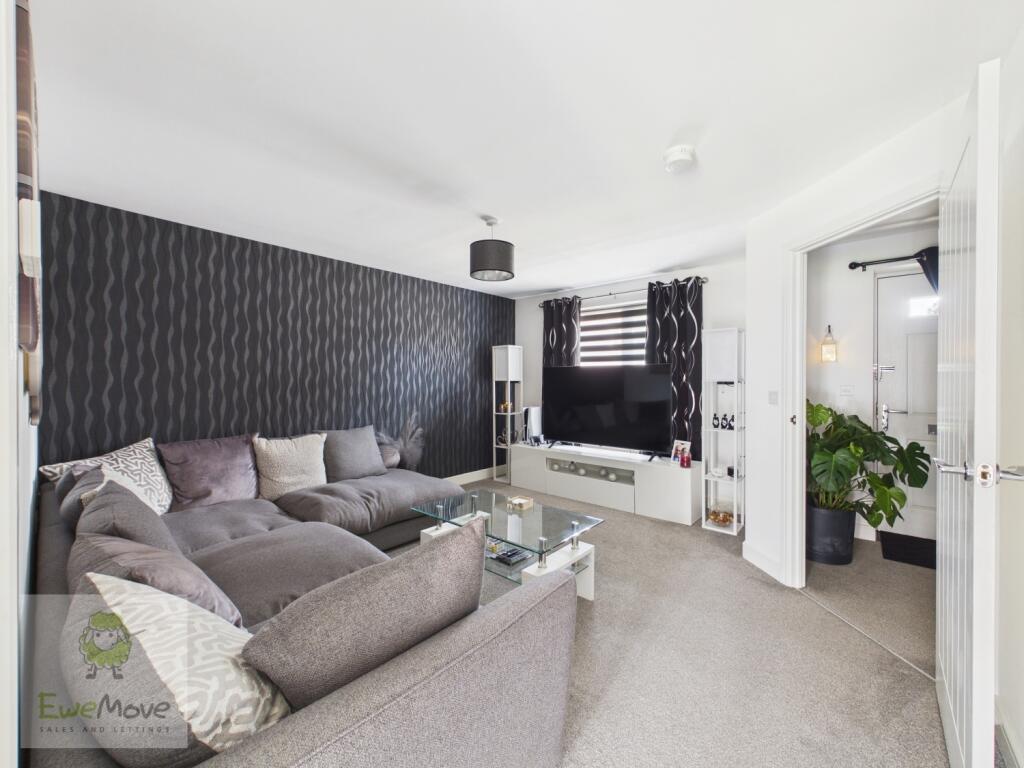 House in Hoo St Werburgh, Medway - View 3
