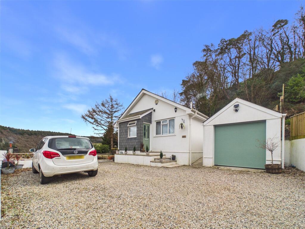 Main image of property: The Square, Gunnislake