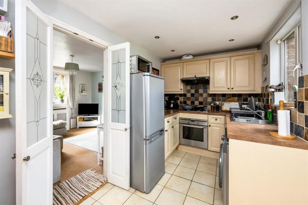 House in Haywards Heath, Bolney - View 5