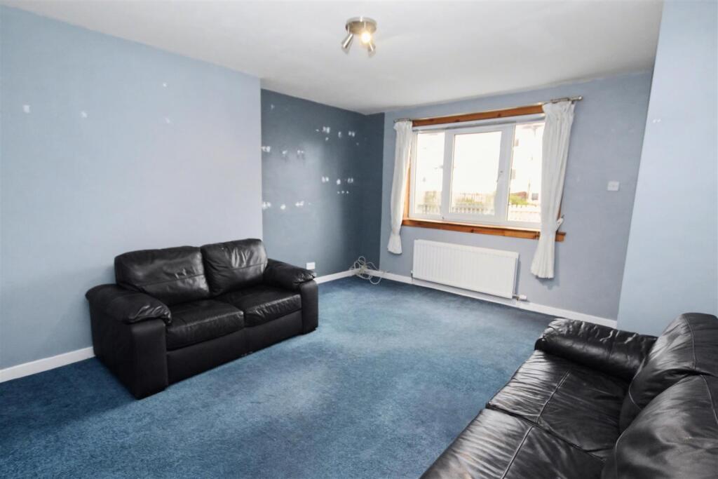 Angus Road, Carluke photo 3