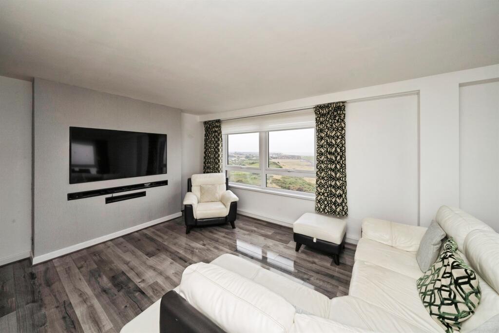 Apartment in Chester - View 3