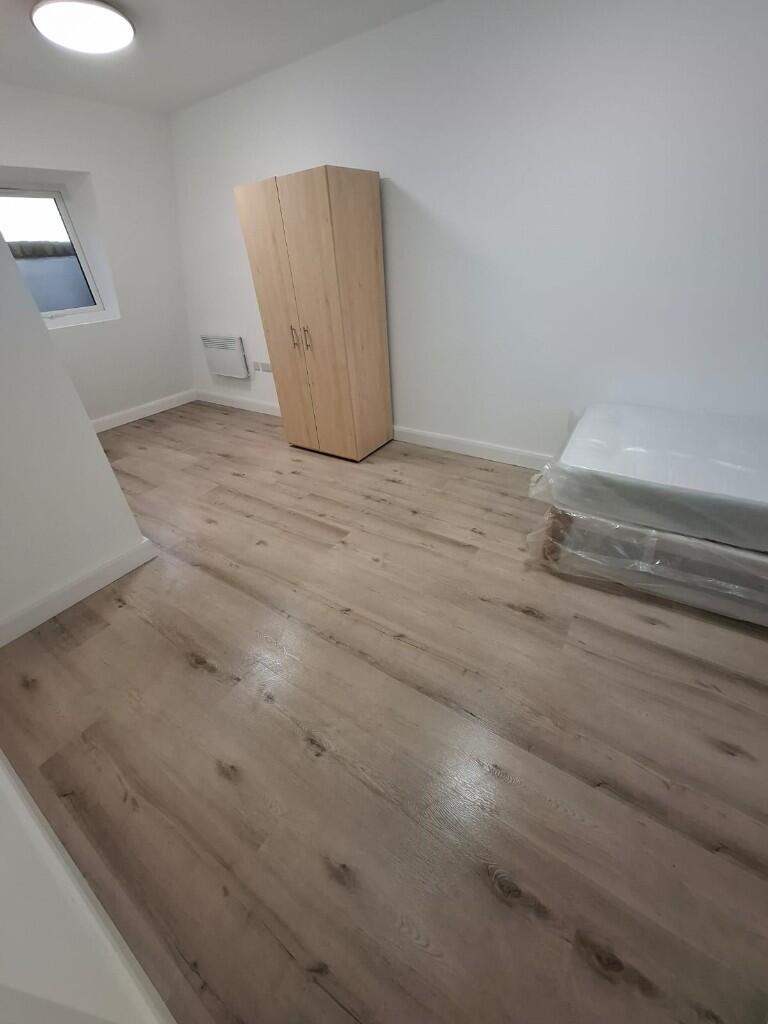 Main image of property: Clifden Road, London, E5