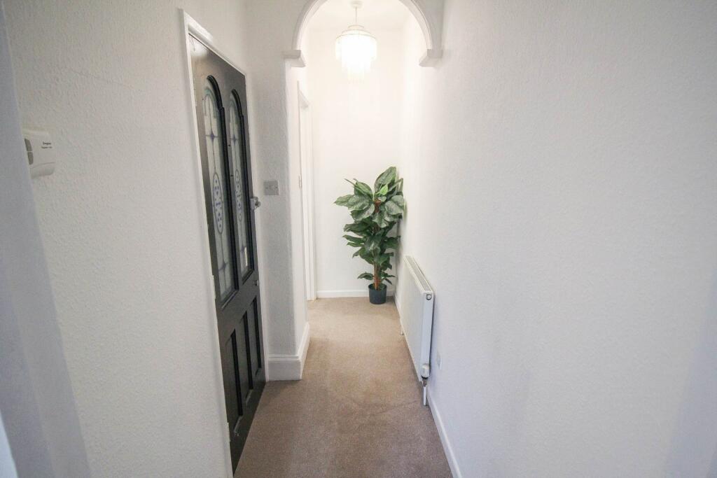 Apartment in Weston-super-Mare, Cliftonville - View 5