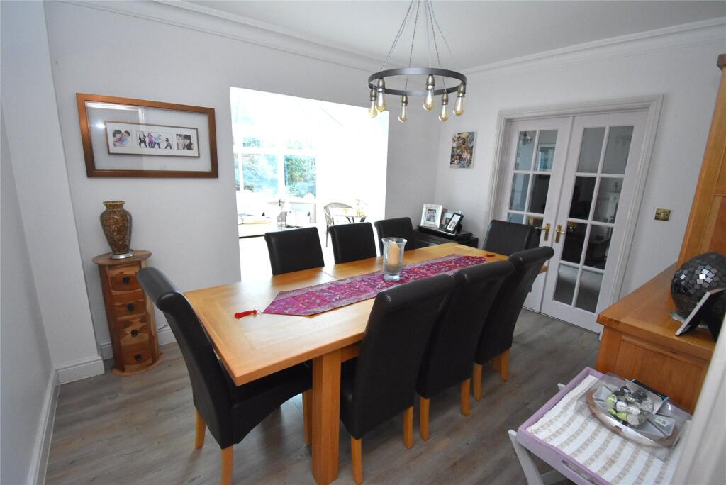 House in Toddington, Central Bedfordshire - View 4