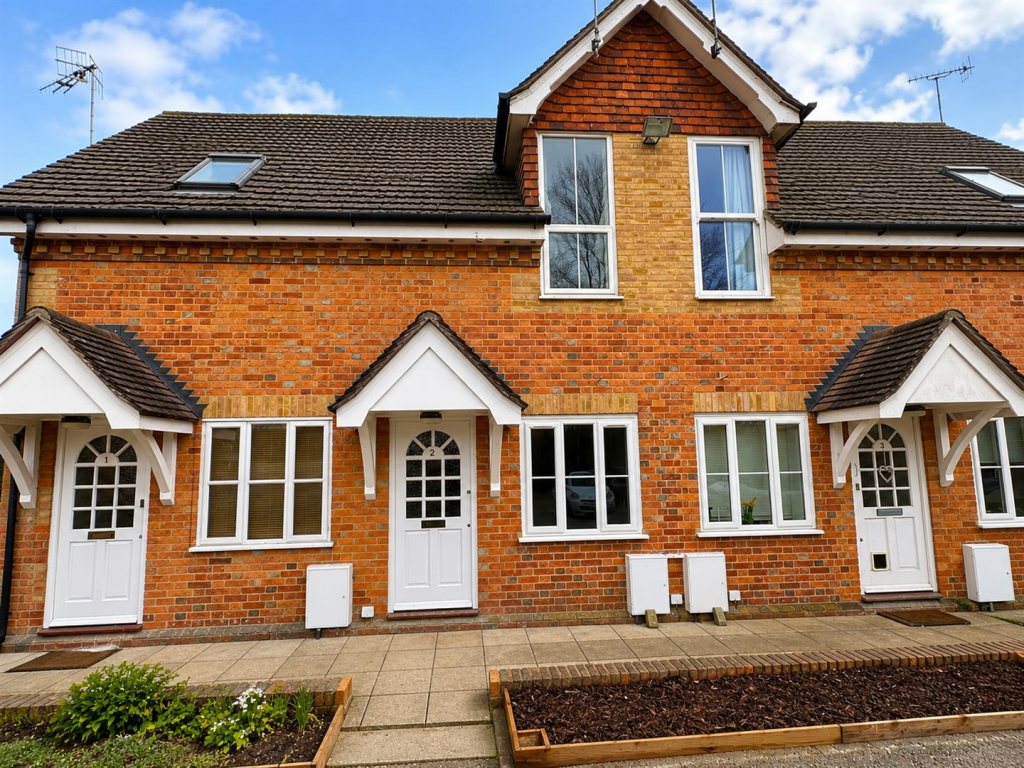 Main image of property: Lingfield Road, Edenbridge,