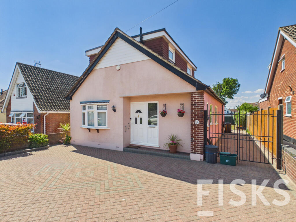 Main image of property: Felstead Road, Benfleet, SS7