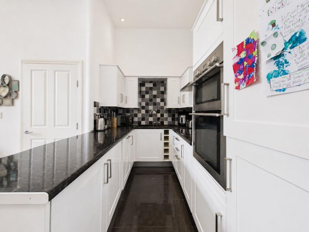 Lower Linden Road, Clevedon, BS21 photo 4