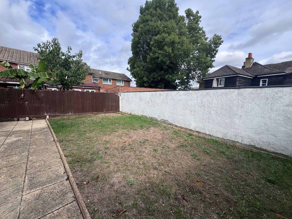 House in London - View 4