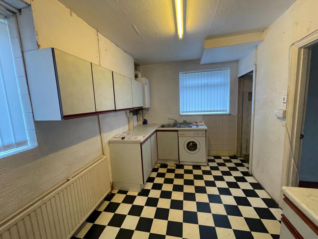 Woodend Road, Manchester, M22 photo 5