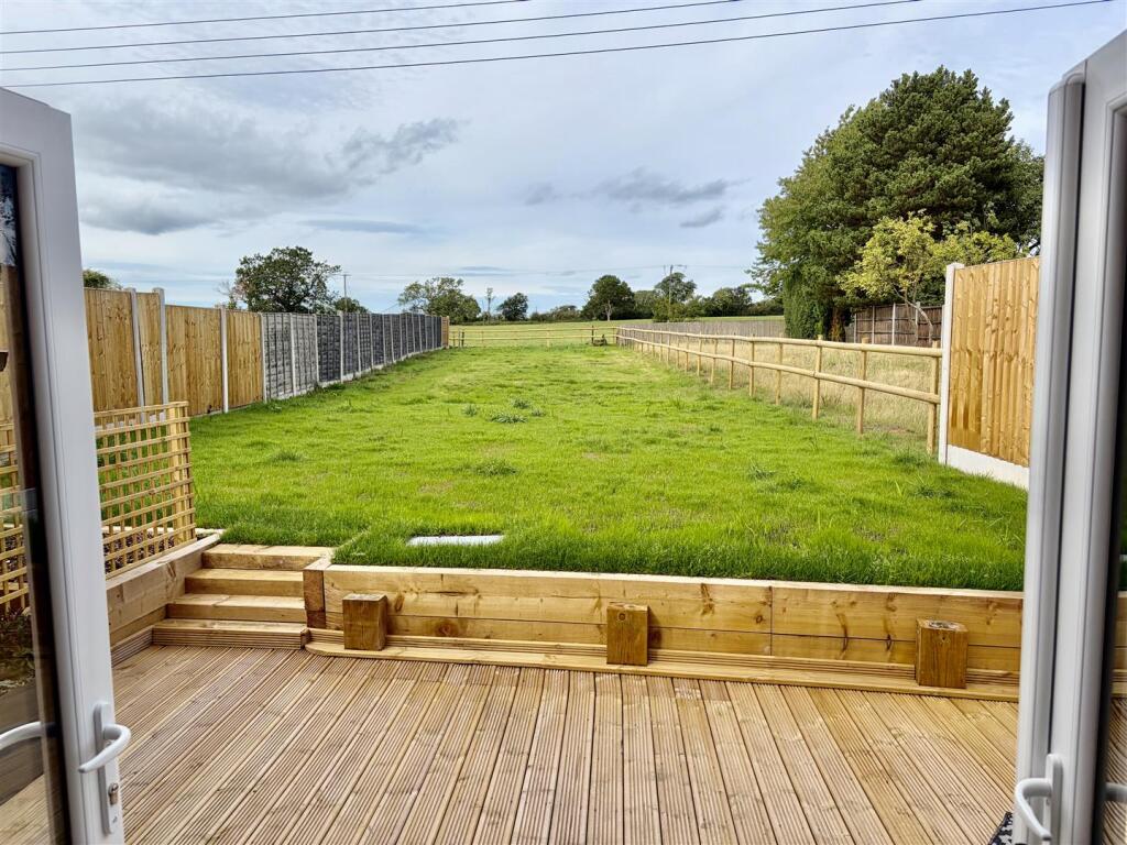 Hawkstone View, Tilstock. photo 4