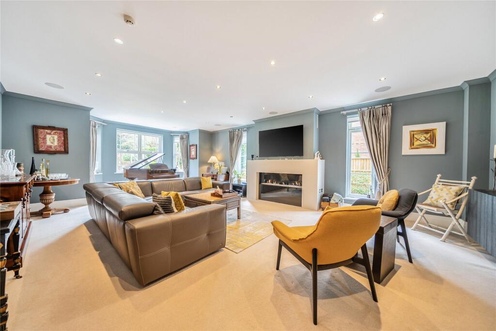 House in London - More
