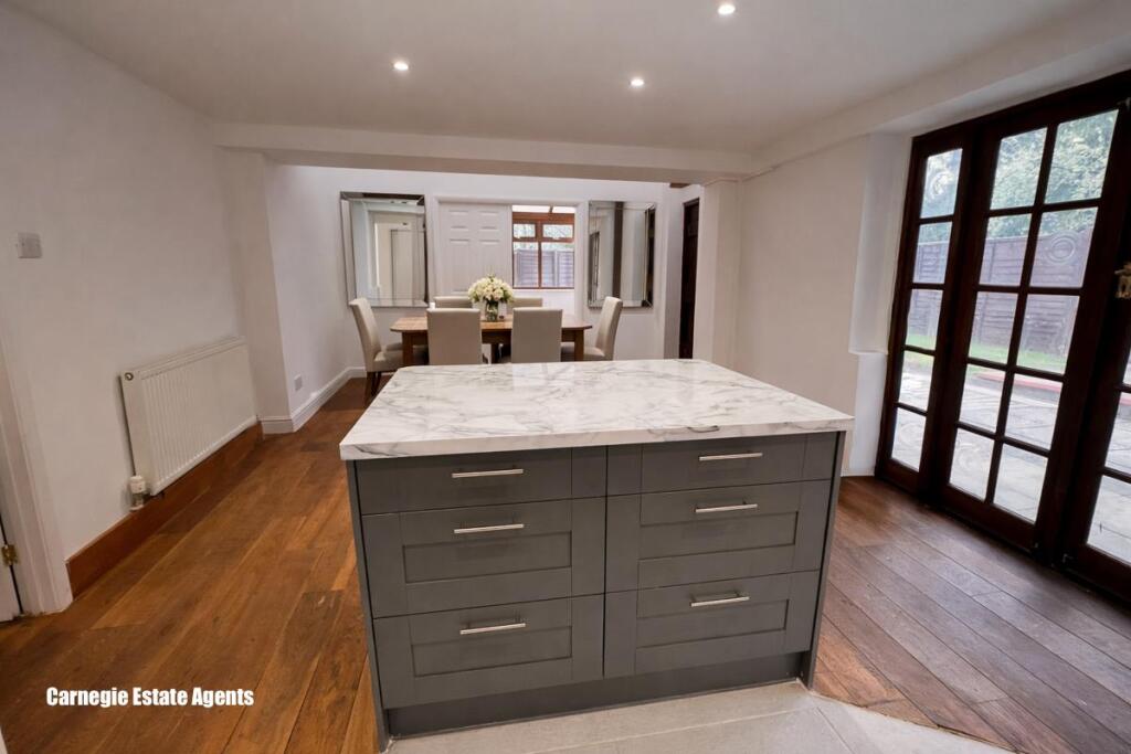 Additional image 13 of Burnham Green Road, Welwyn