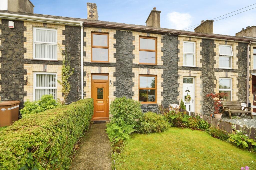 Main image of property: Groeslon, Caernarfon, Gwynedd, LL54