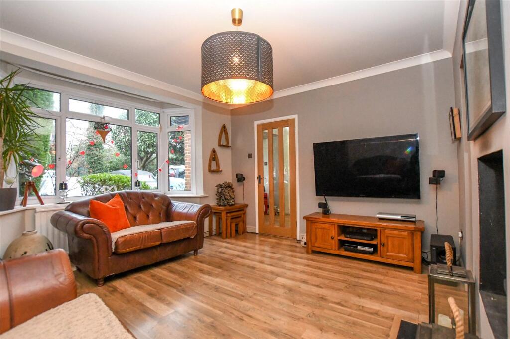 House in Wokingham - View 5