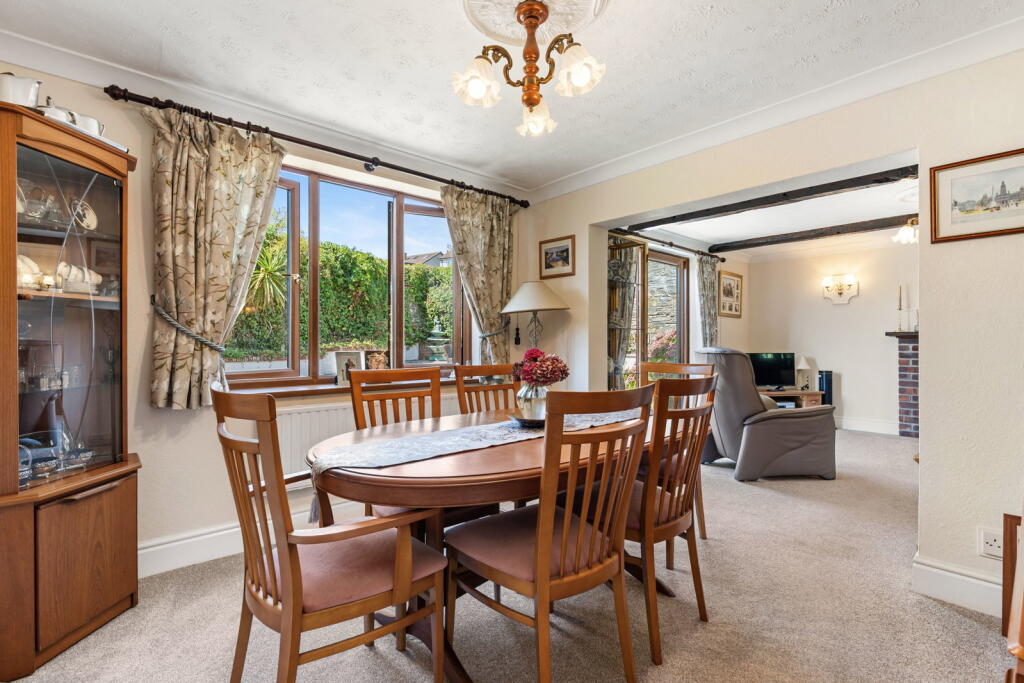 House in Wadebridge, Gonvena - More