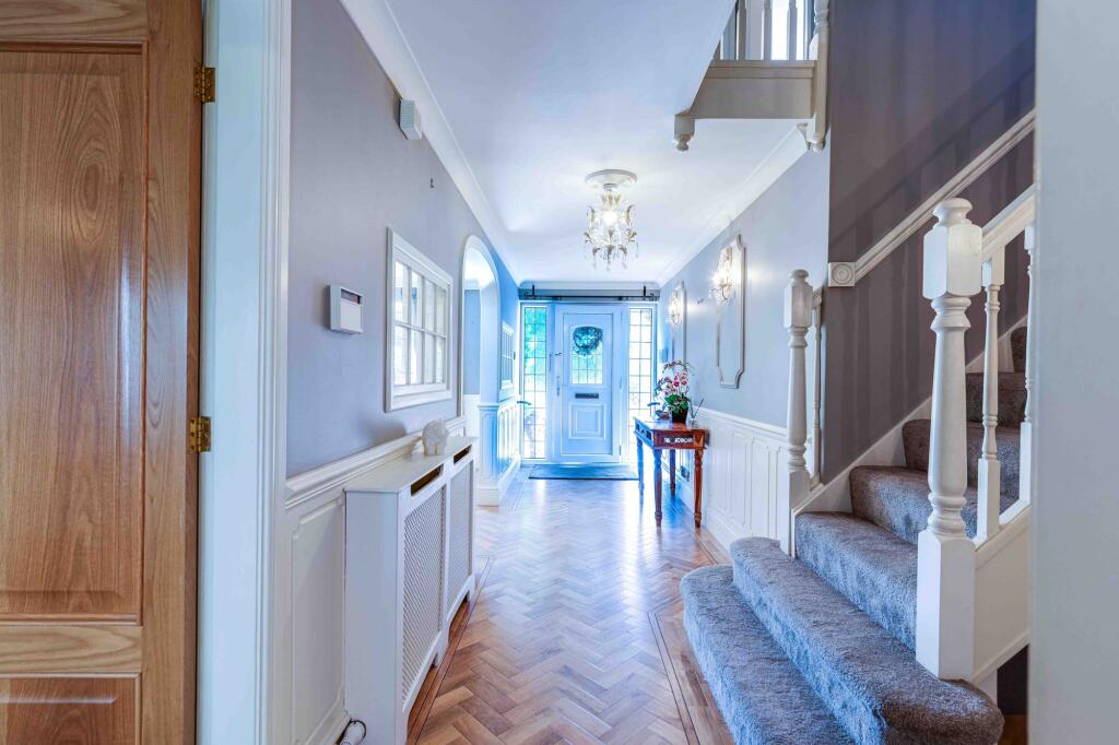 House in Grimsby, Littlefield - View 5