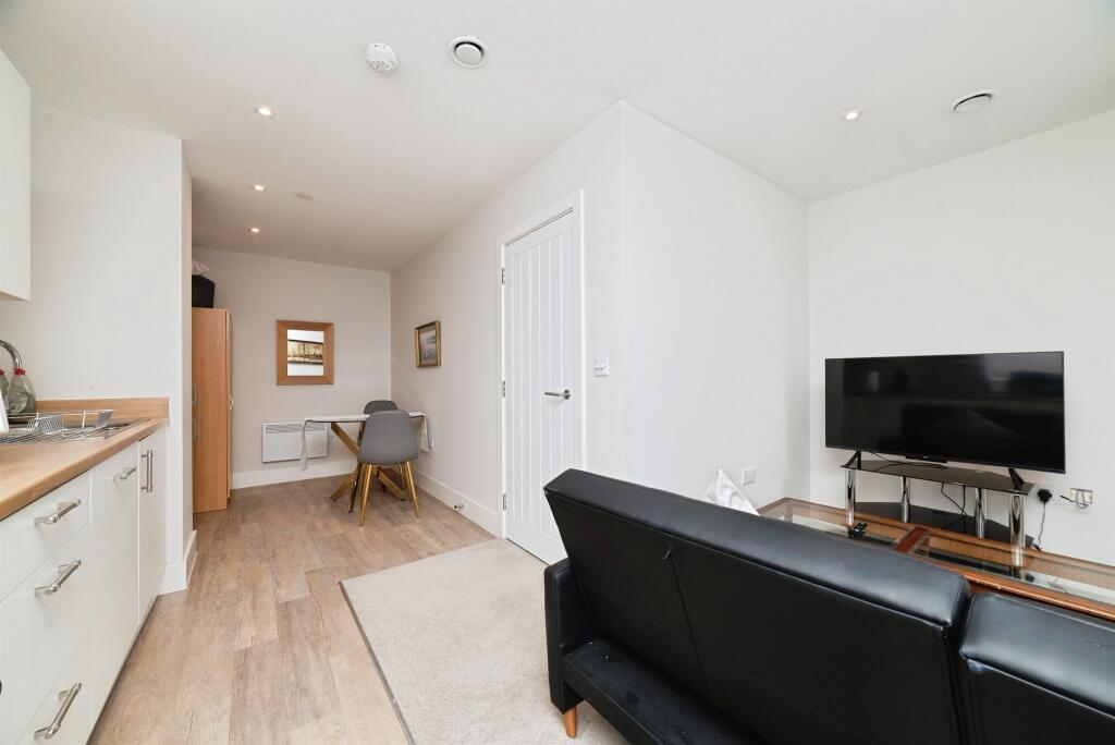 Main image of property: George Street, Hull