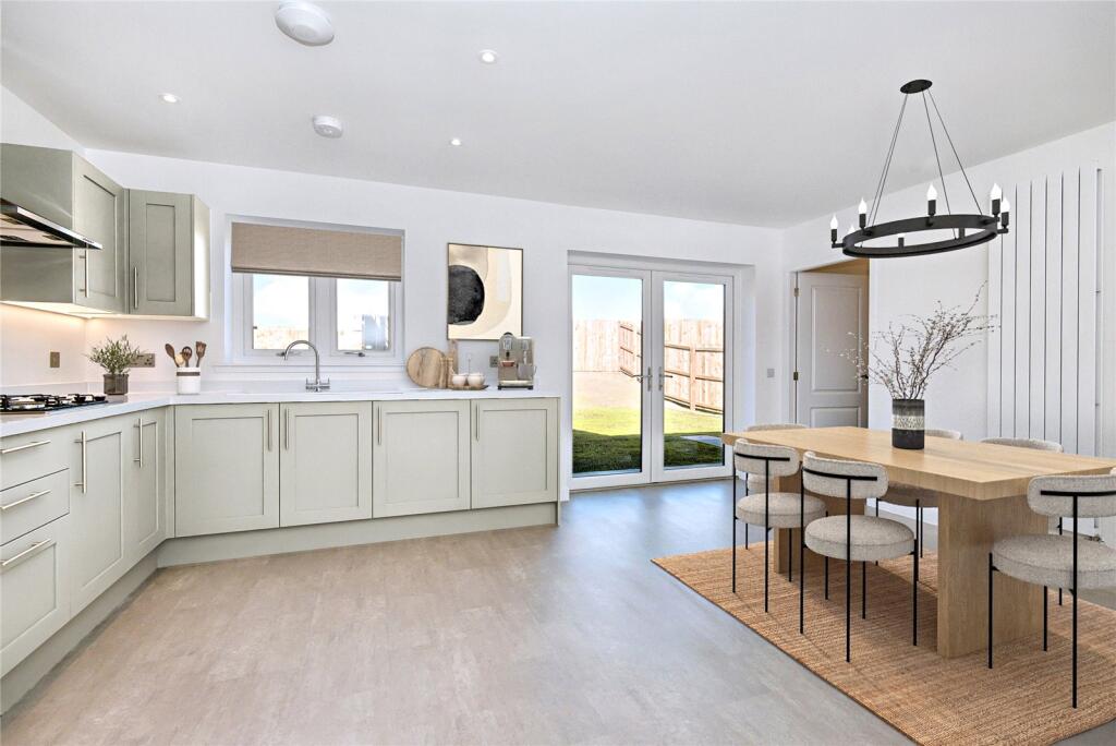 3-bed house on Tomaknock, Crieff, Perthshire, PH7, £349,950