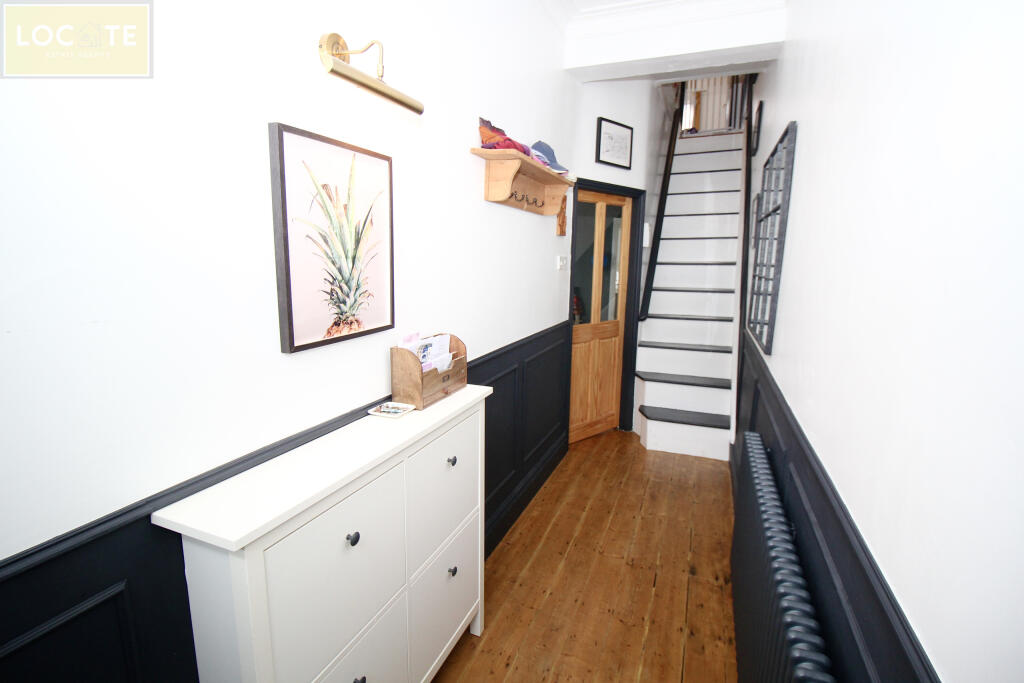 Barton Avenue, Urmston, - Widok 5