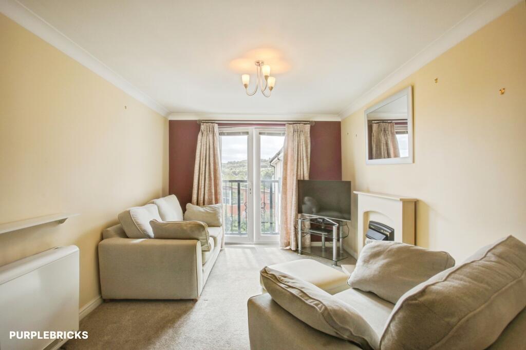 Apartment in Newcastle upon Tyne - View 4