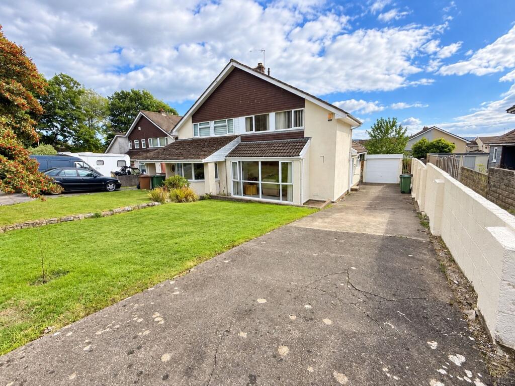 3-bed semi-detached on Three Oaks Close, Bedwas, CF83, £299,995