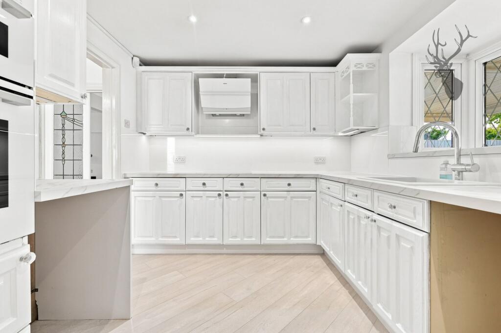House in Ilford - View 3