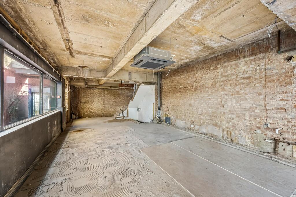 Brighton Square 20-014.JPG