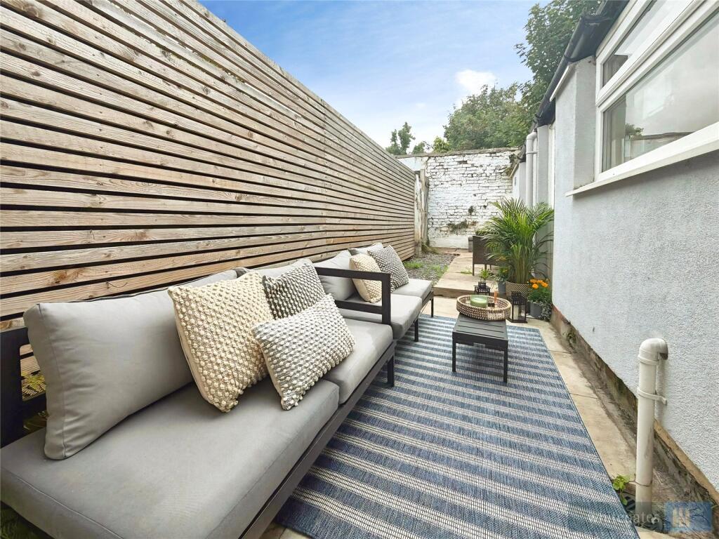 Property photo 8