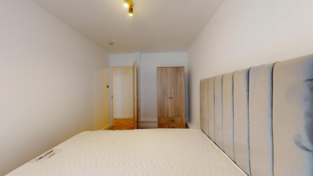 3 bedroom flat for rent