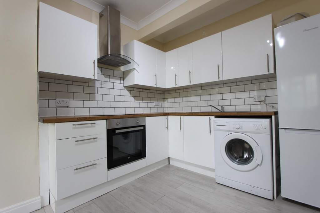 Main image of property: High Road, London, N20
