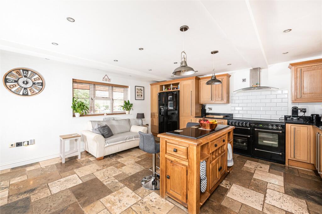 House in Milton Keynes, Caldecotte, Walton - View 5