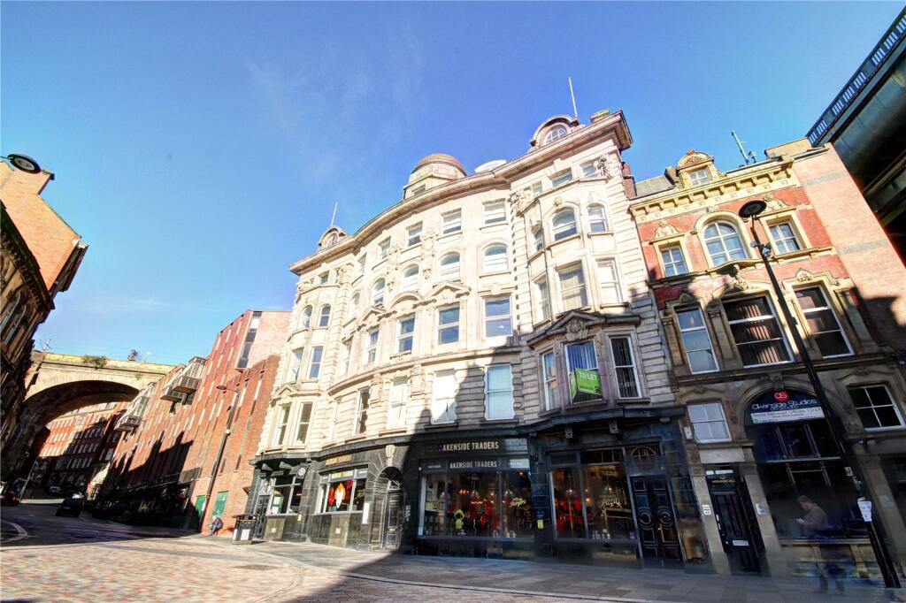 Studio flat on Akenside House, Akenside Hill, Newcastle Upon Tyne, NE1, £199,000