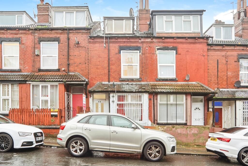 Main image of property: Bellbrooke Place, Leeds