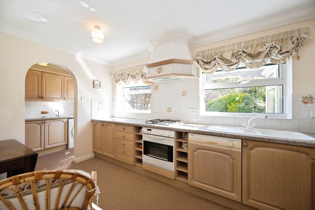 House in Portsmouth - View 4
