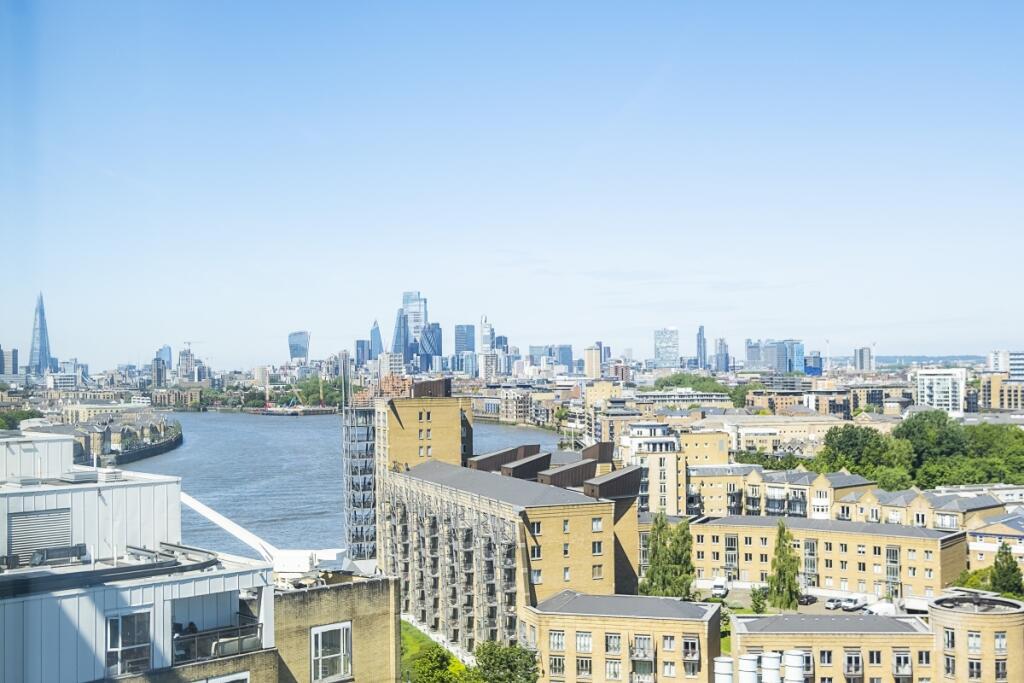 Apartment in London - View 5