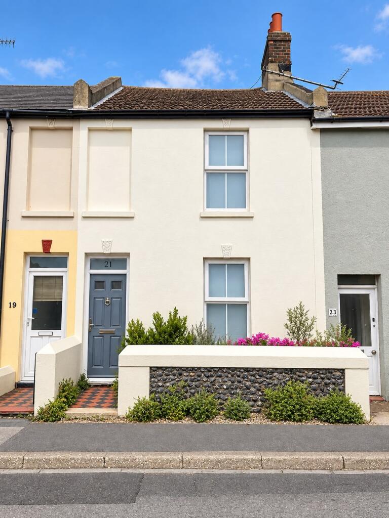 Lyndhurst Road, WORTHING photo 2