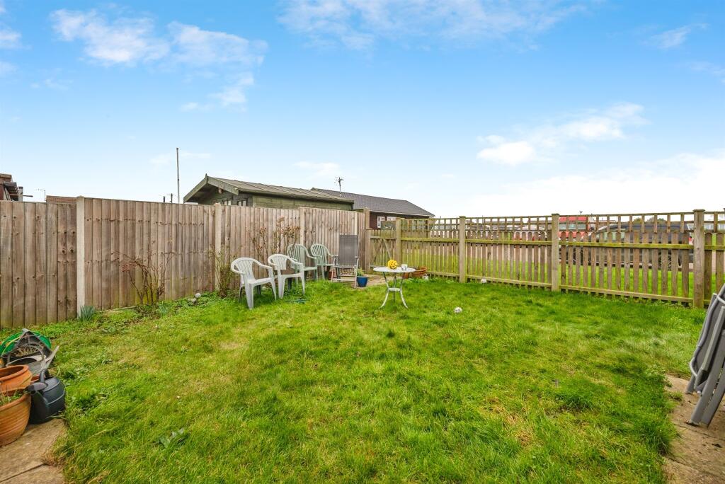 Coastline Village, Walcott, Norwich photo 3