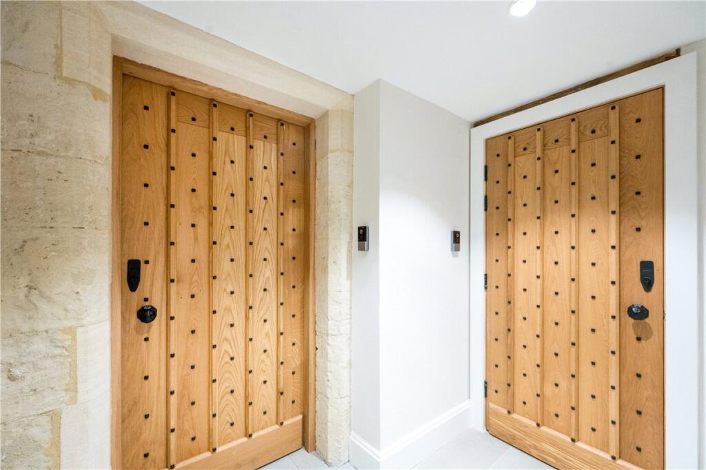 Apartment in Wakefield - View 4