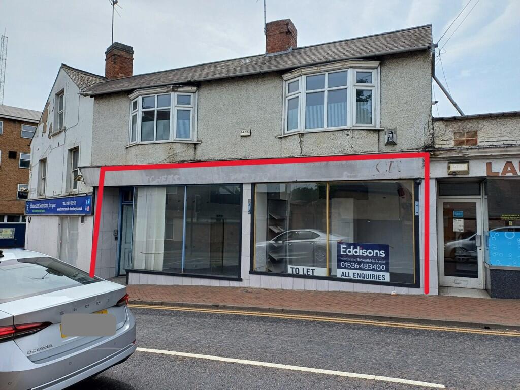 Main image of property: 17 Victoria Road, Wellingborough, Northamptonshire, NN8 1HH