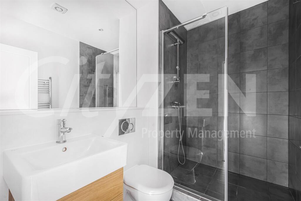 Apartment in London, Earl's Court - View 5