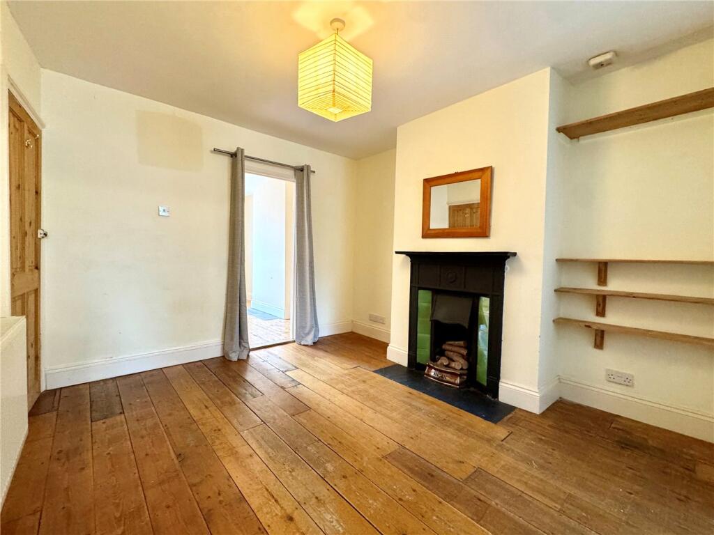 Apartment in Salisbury - View 2