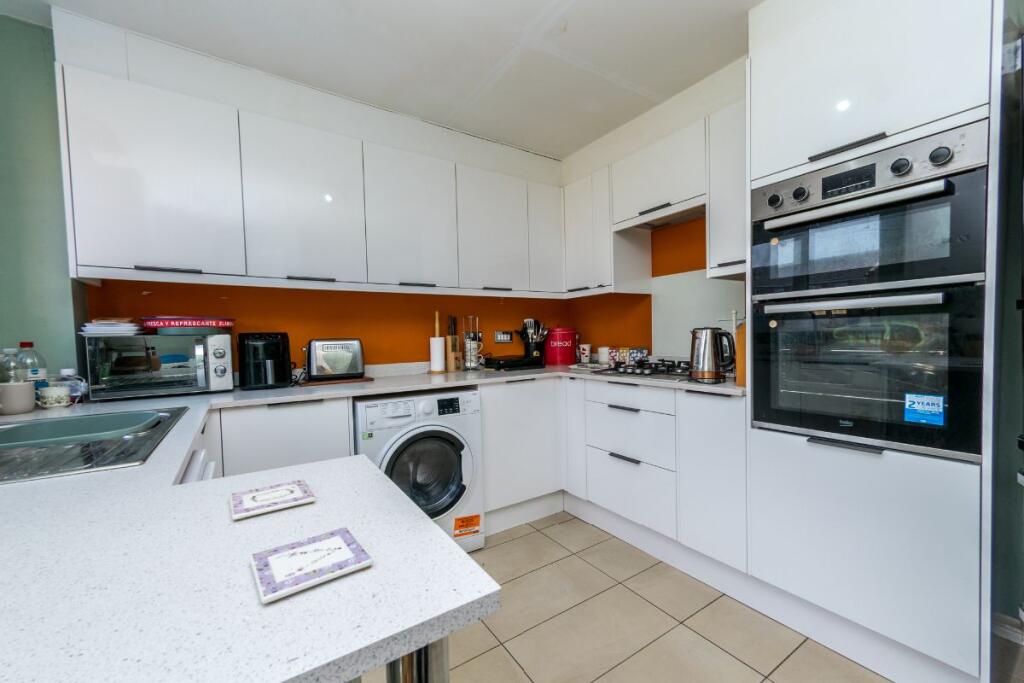 House in Leeds, New Forest, Middleton - View 2