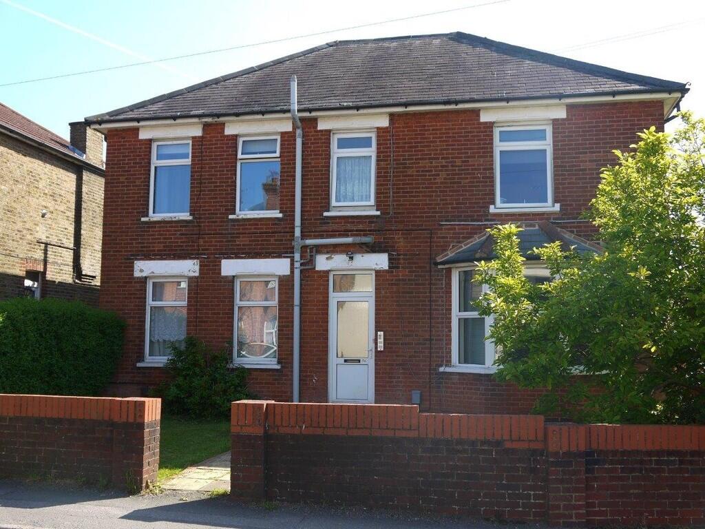 Main image of property: Manor Road