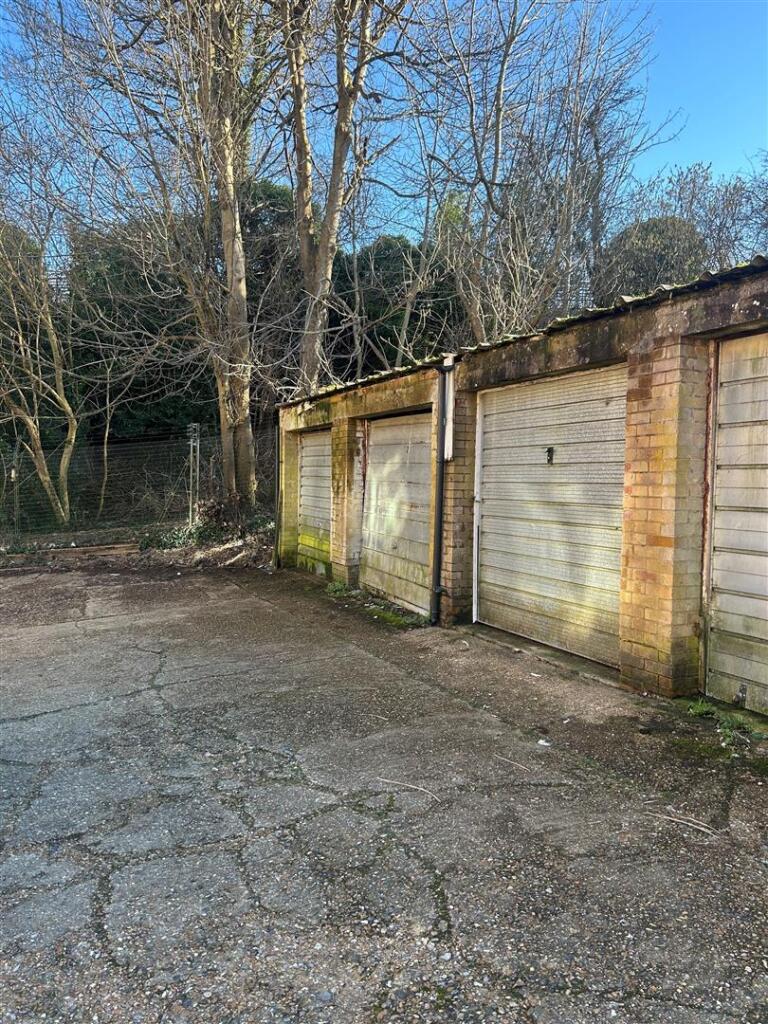 Main image of property: Rear of Baldwins Lane, Croxley Green, Rickmansworth