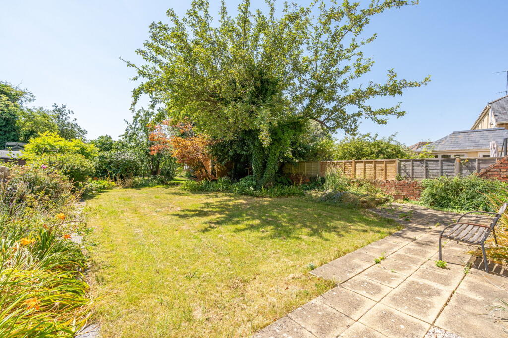 House in Bath, Newbridge - More