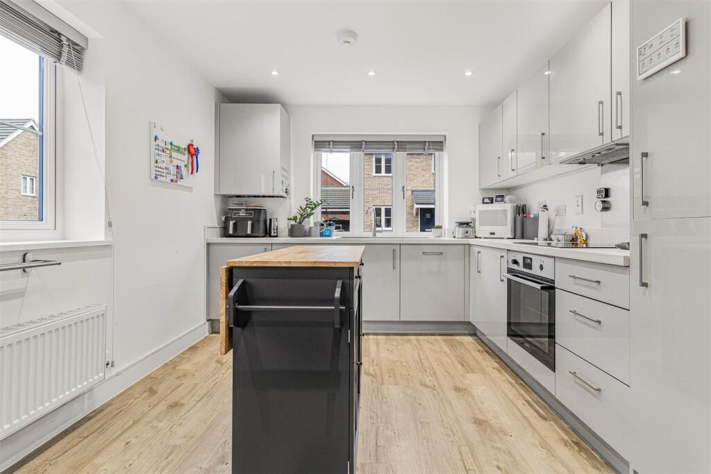 House in East Cambridgeshire, Fordham - View 4