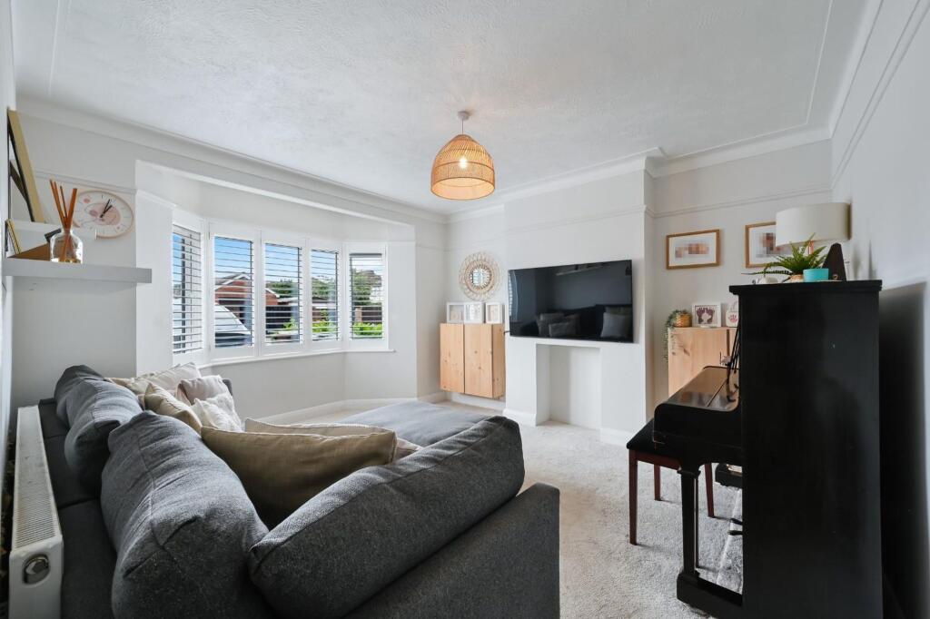 House in Kingston upon Thames - View 4
